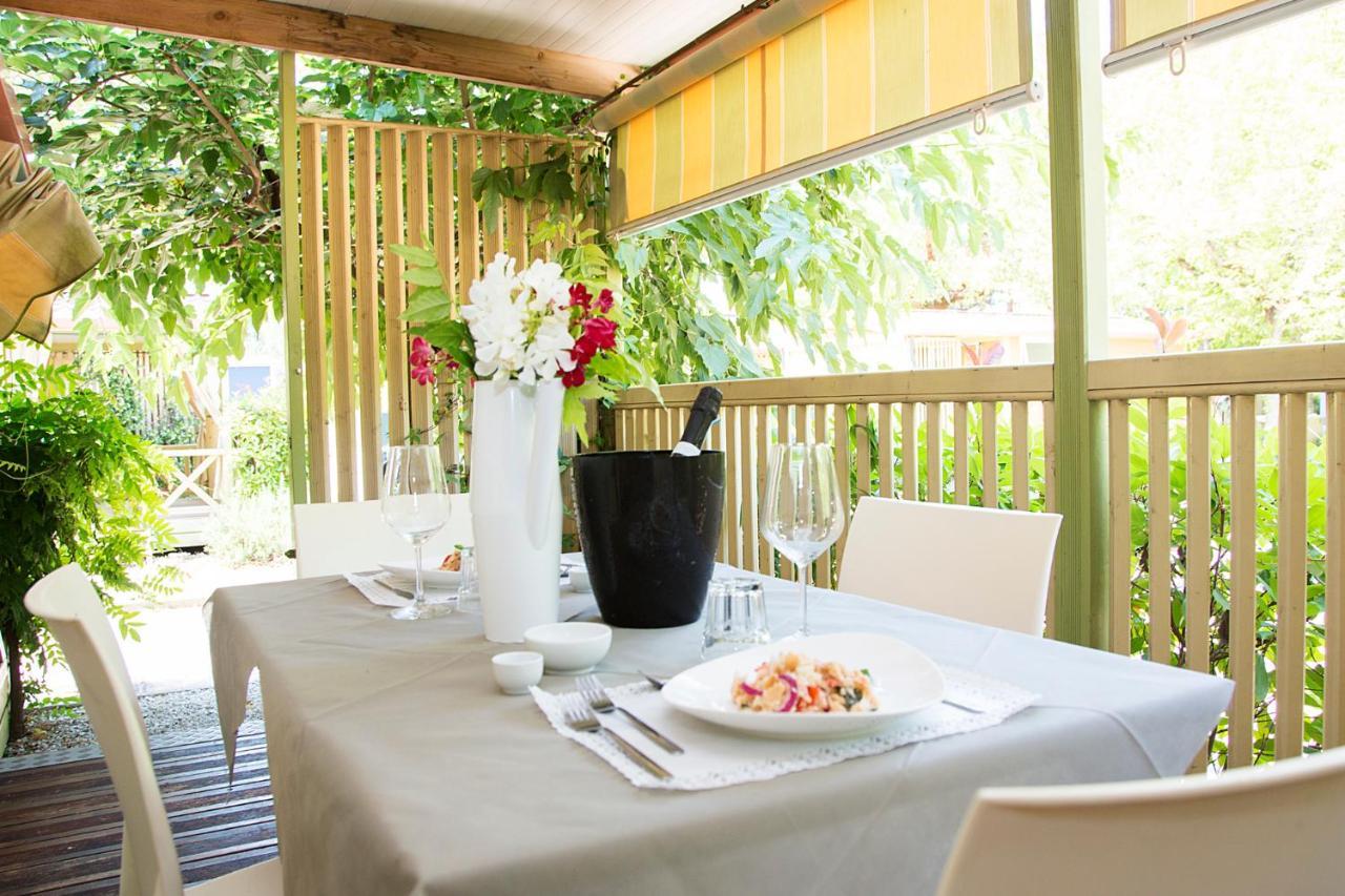 Camping Versilia Mare Hotel Lido di Camaiore Buitenkant foto